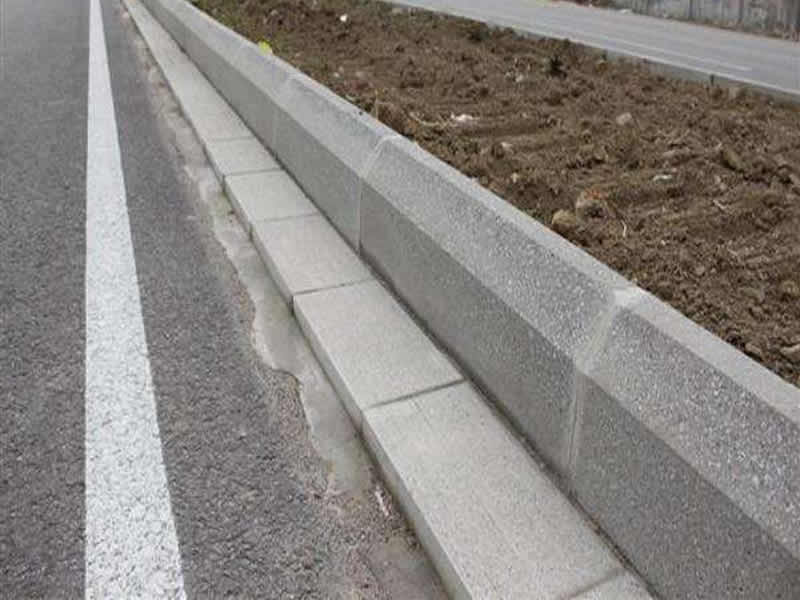 錫林浩特路沿石