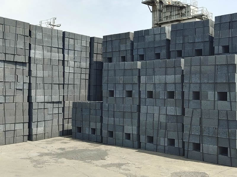 廠內(nèi)環(huán)境